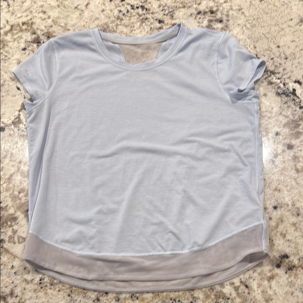 *GENTLY WORN* Girl’s Size L/12 Athleta Girl On the Move Mesh Tee